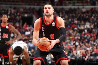 她个人的成 她个人的成