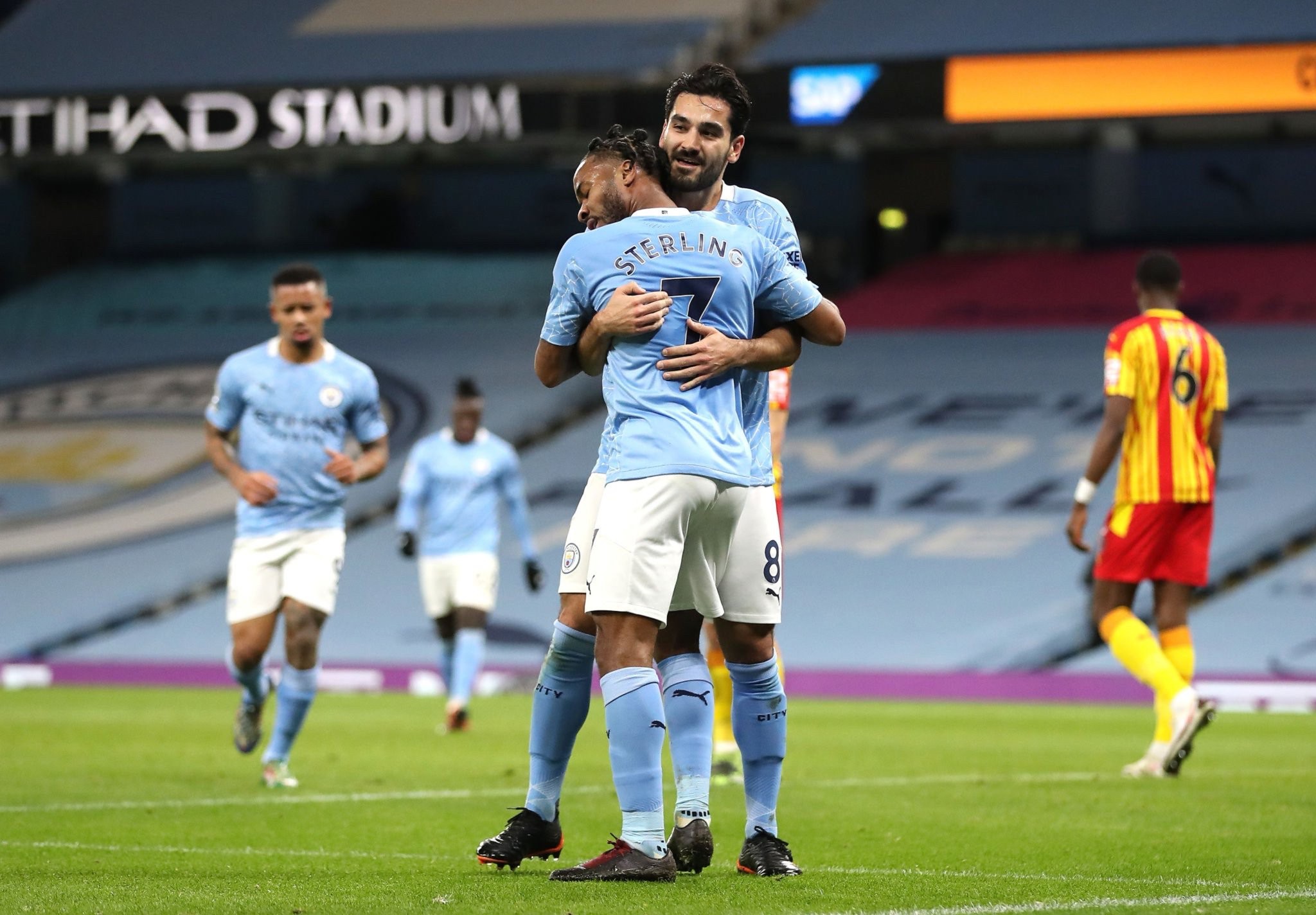 提供更多纵 提供更多纵